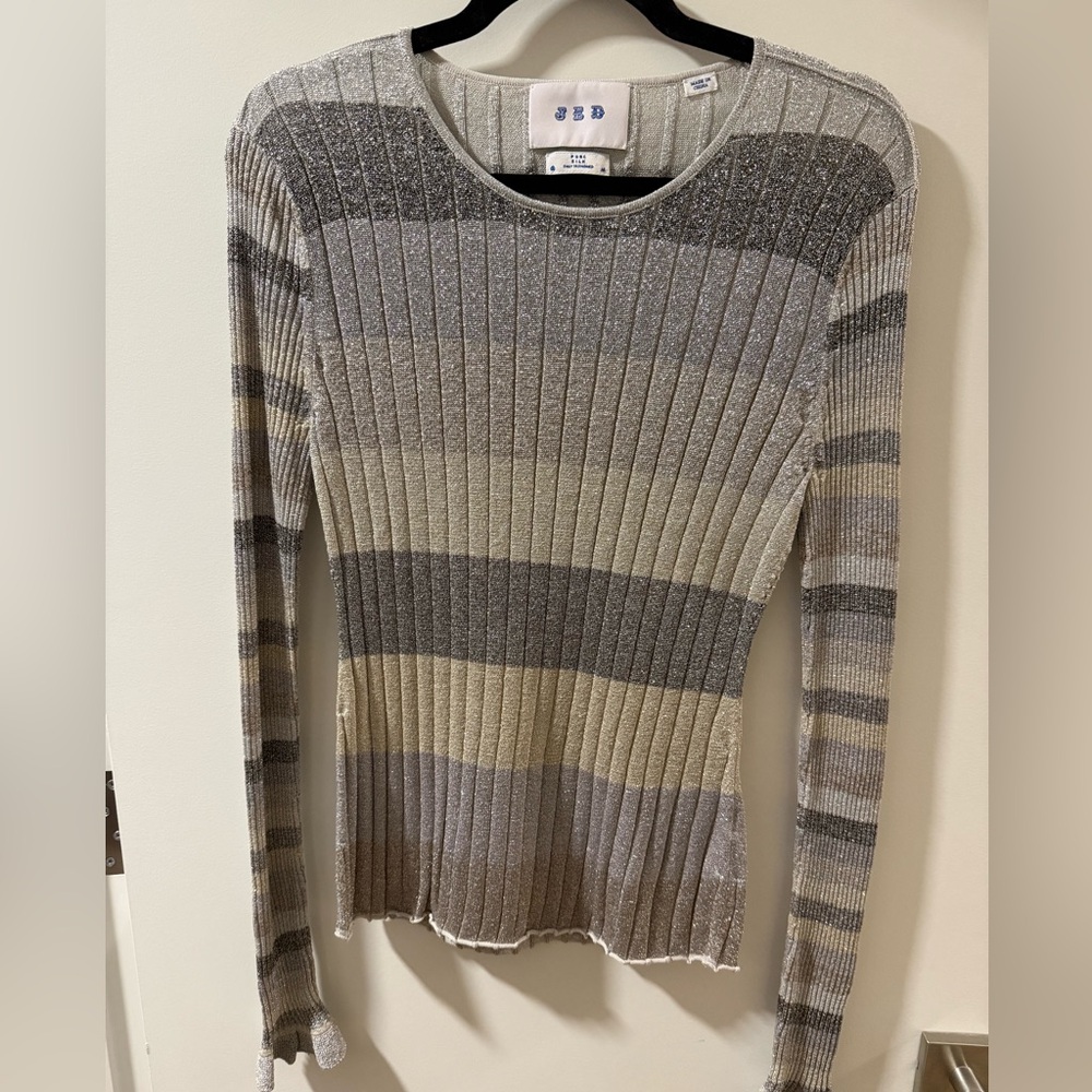 JED Chic Striped Ribbed Sweater in Gray and Cream, Silk/Metallic